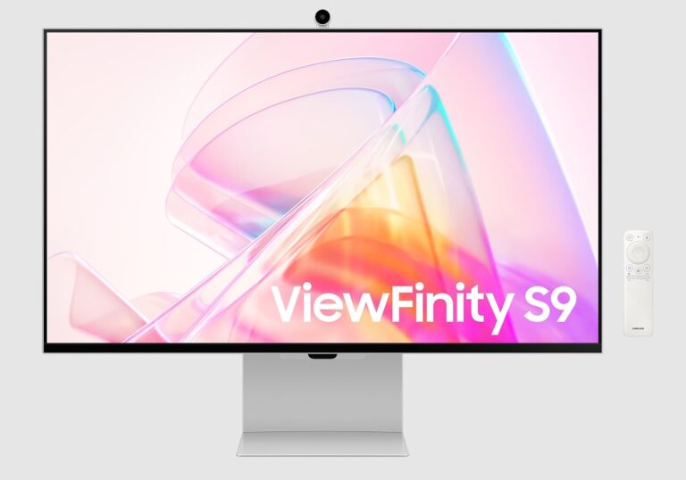 Samsung ViewFinity S9 in Discover Spring Sale